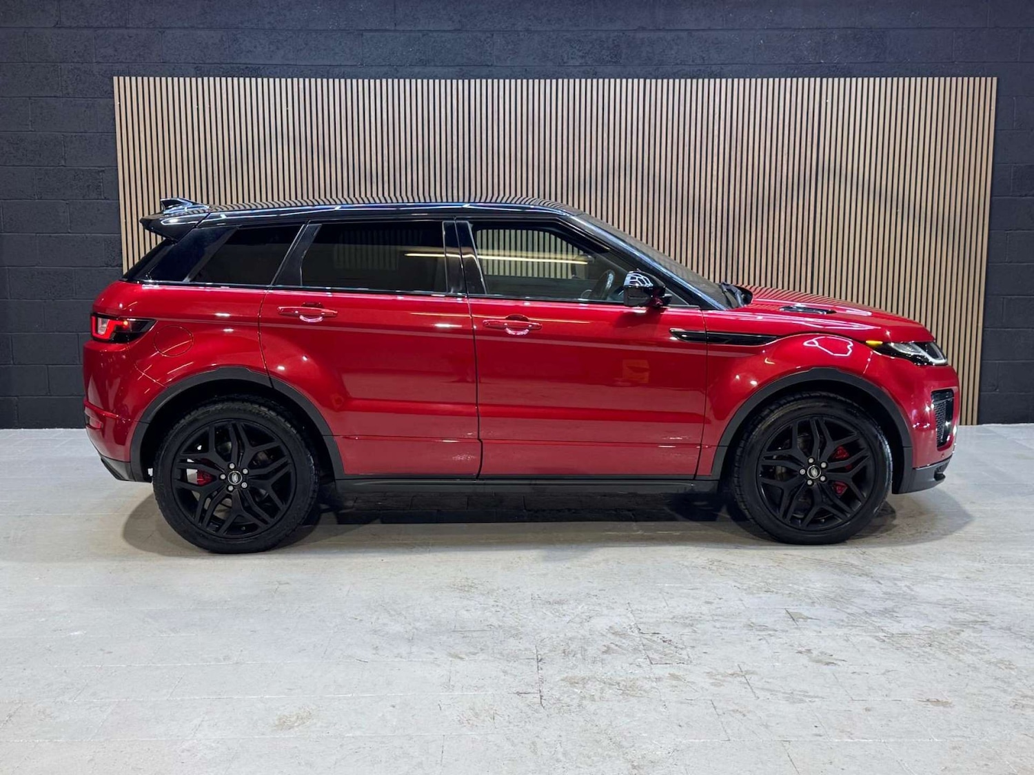 Used Land Rover Range Rover Evoque 2016 for sale - 76924744: Photo 12