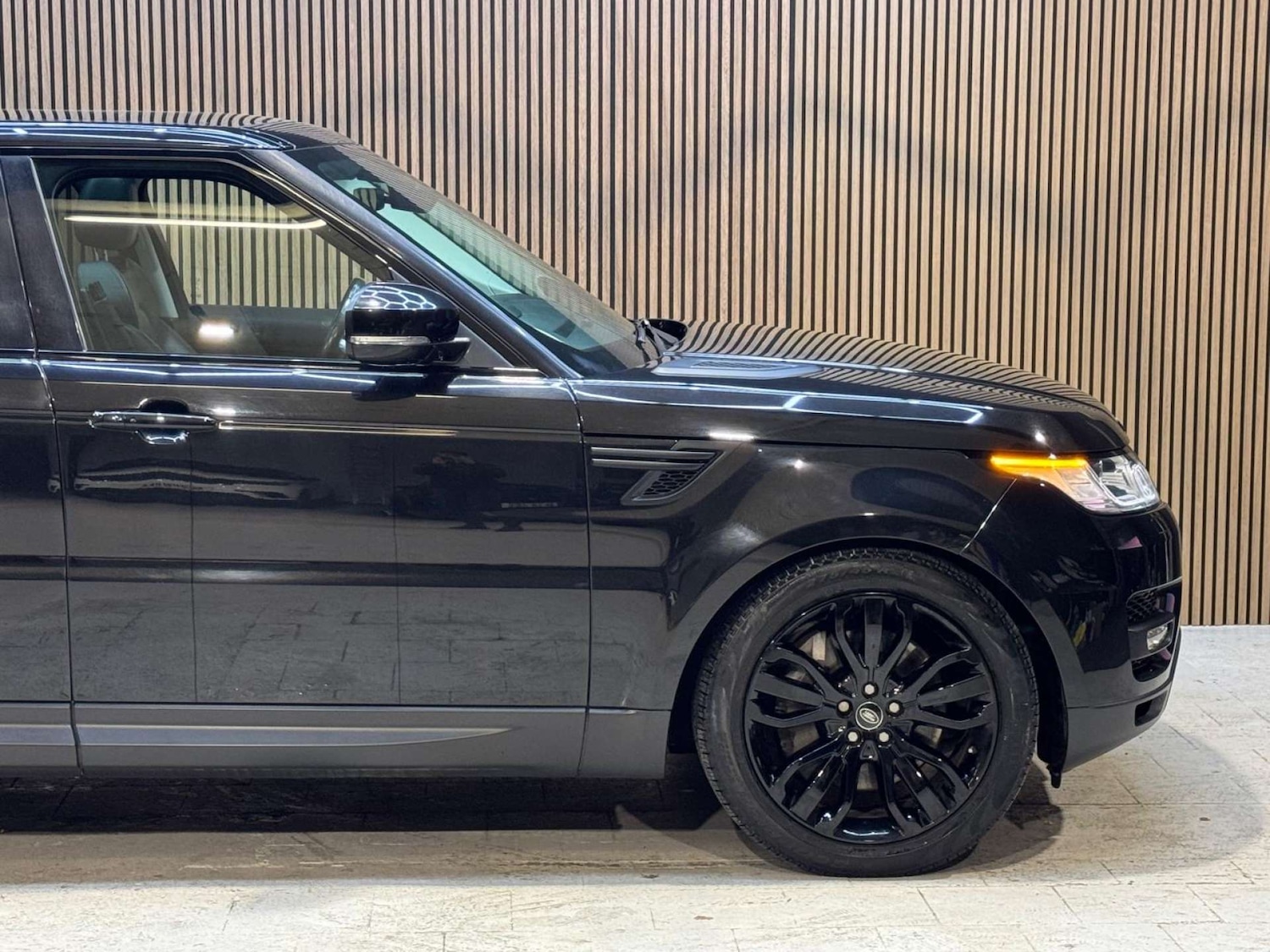 Used Land Rover Range Rover Sport 2017 for sale - 77084207: Photo 17