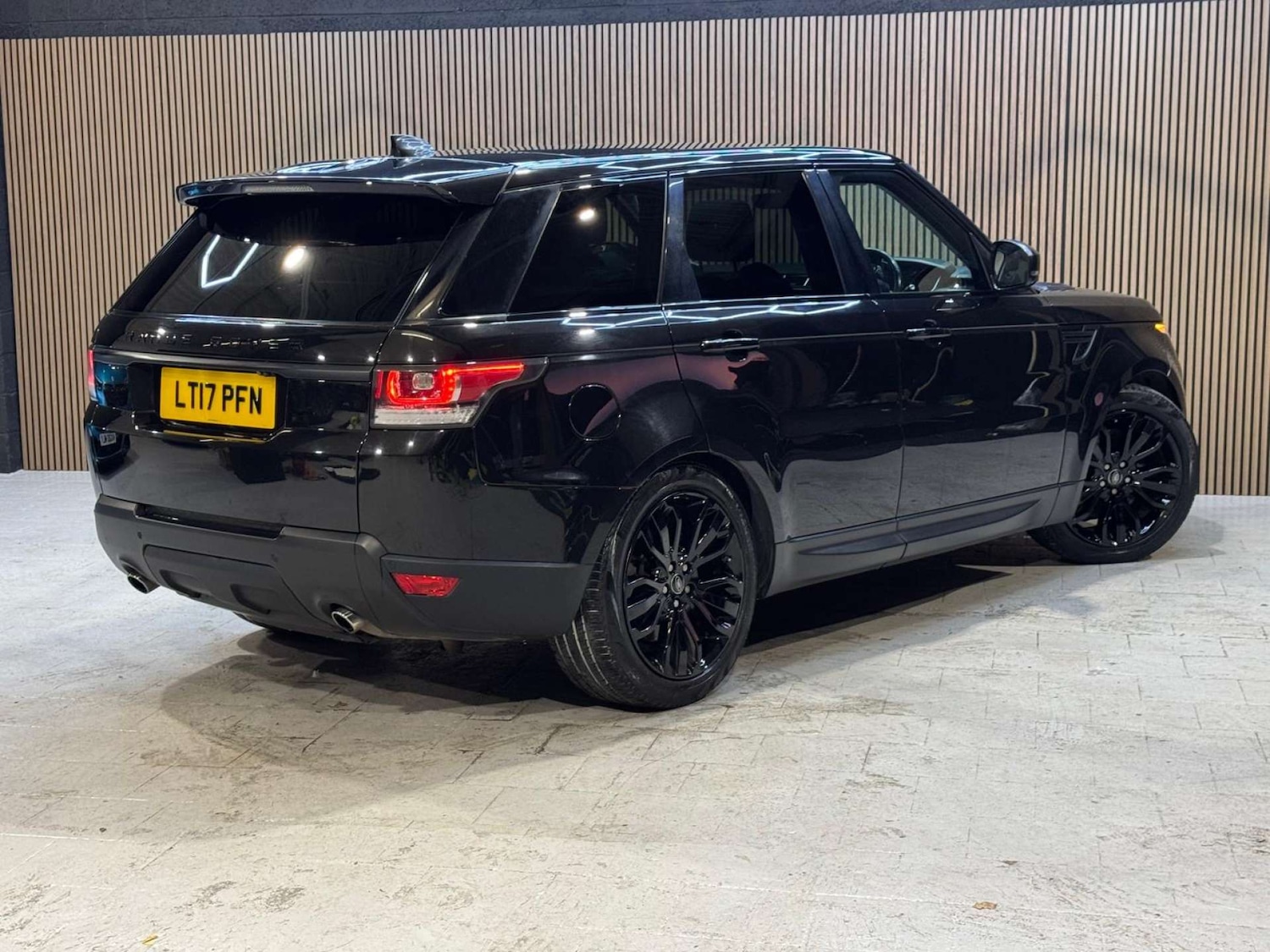 Used Land Rover Range Rover Sport 2017 for sale - 77084207: Photo 23