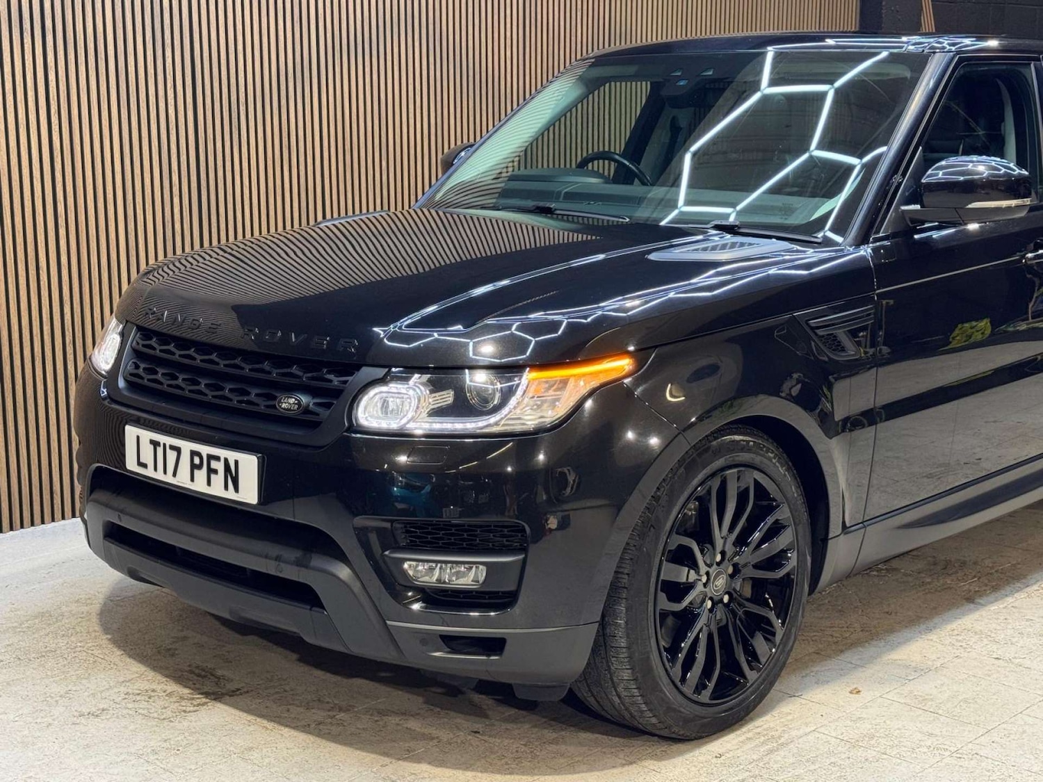 Used Land Rover Range Rover Sport 2017 for sale - 77084207: Photo 29