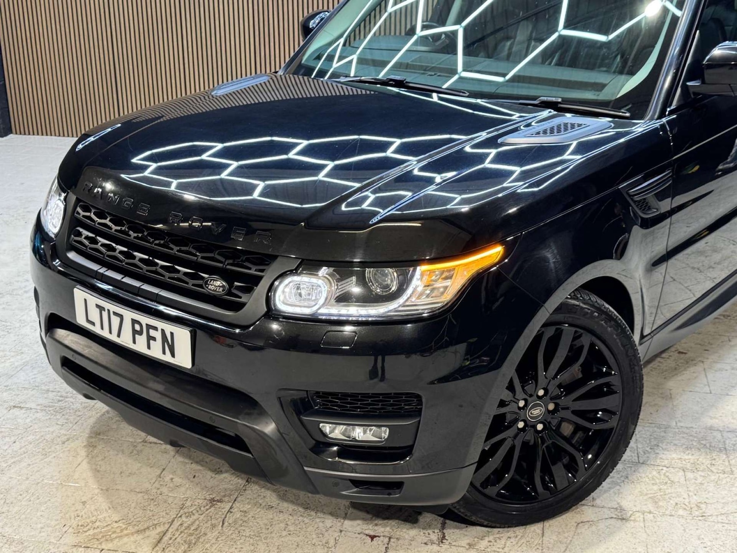Used Land Rover Range Rover Sport 2017 for sale - 77084207: Photo 34