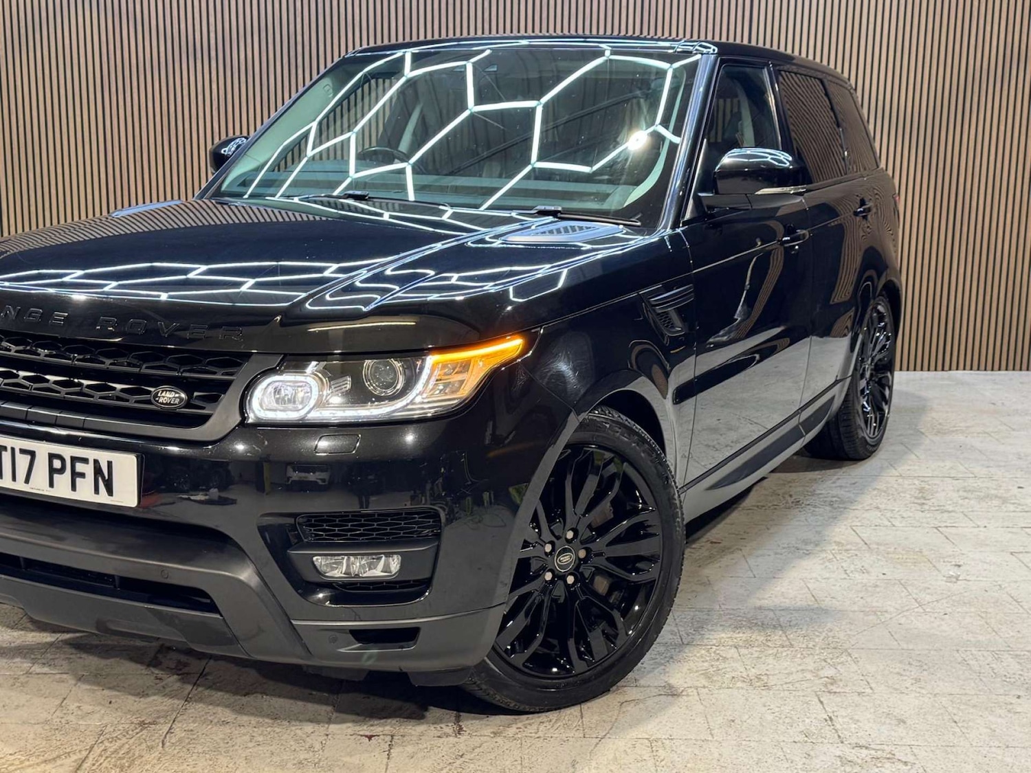 Used Land Rover Range Rover Sport 2017 for sale - 77084207: Photo 38