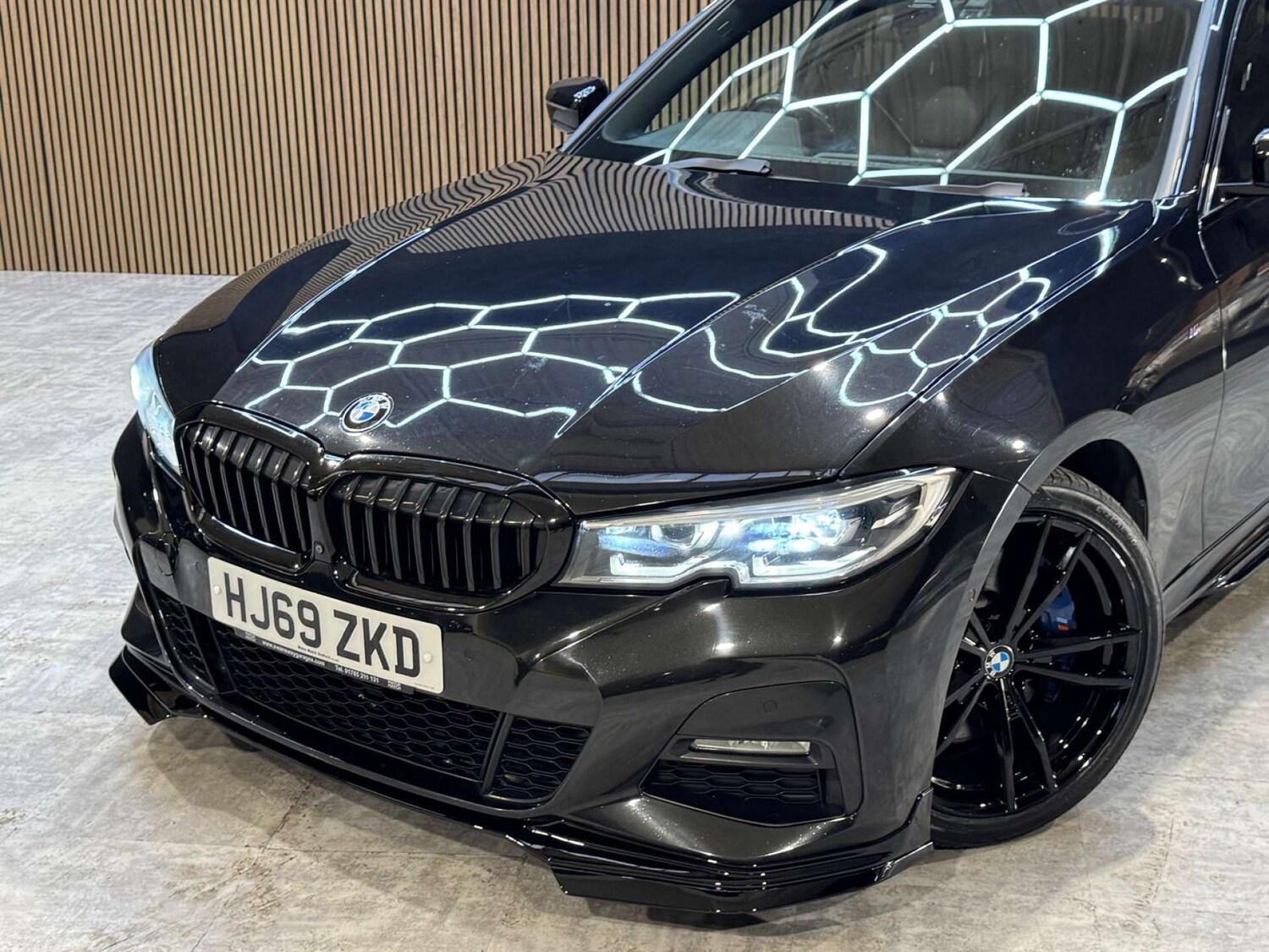 Used BMW 3 Series 2019 for sale - 77932002: Photo 34