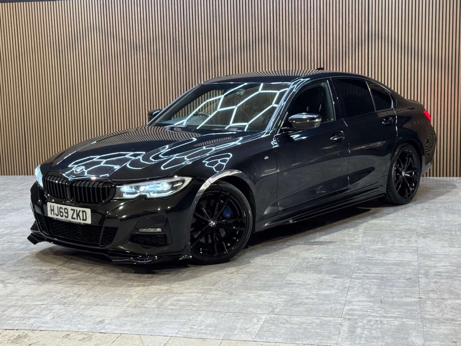 Used BMW 3 Series 2019 for sale - 77932002: Photo 36