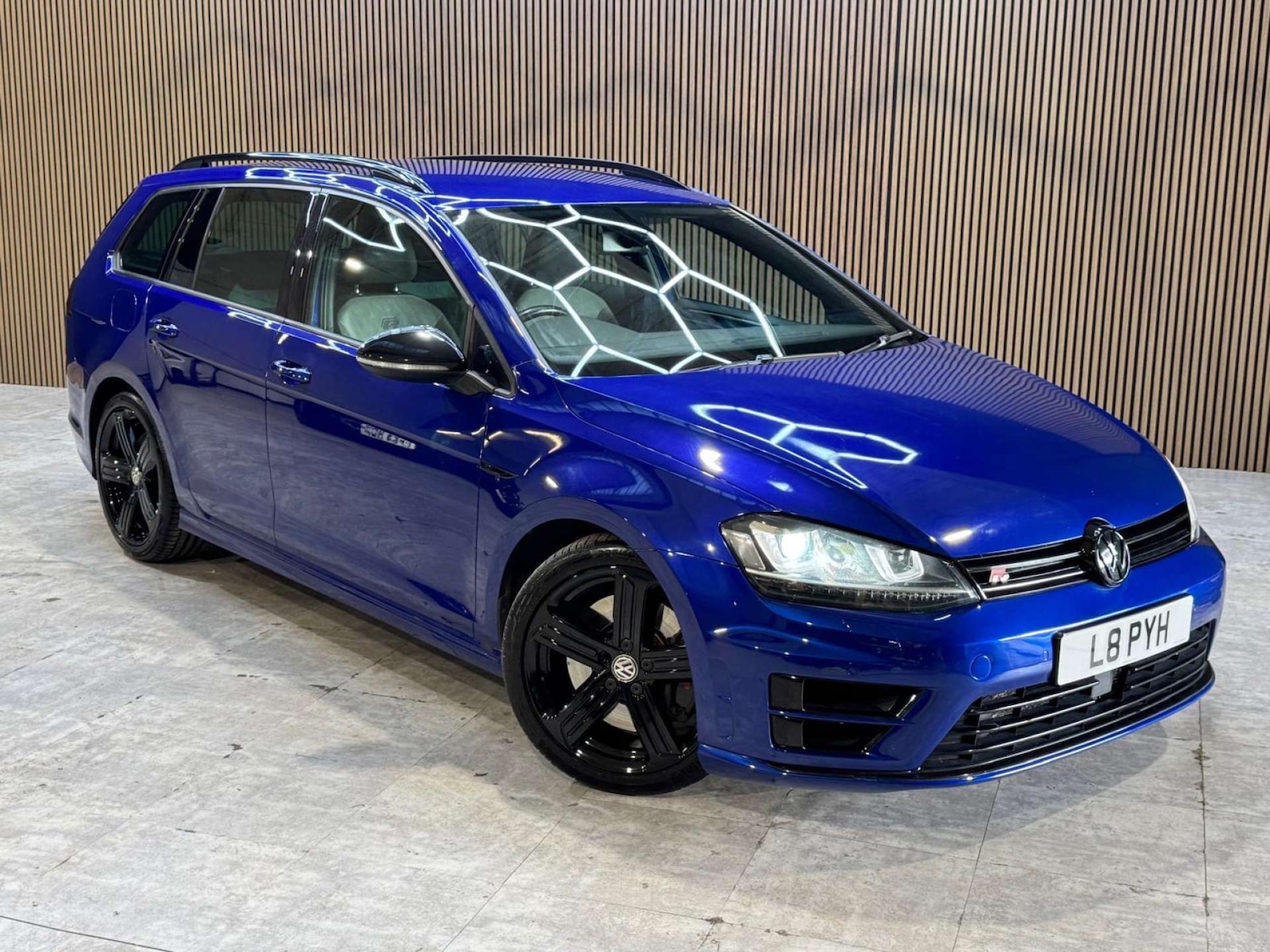 Used Volkswagen Golf 2016 for sale - 77889953: Photo 14