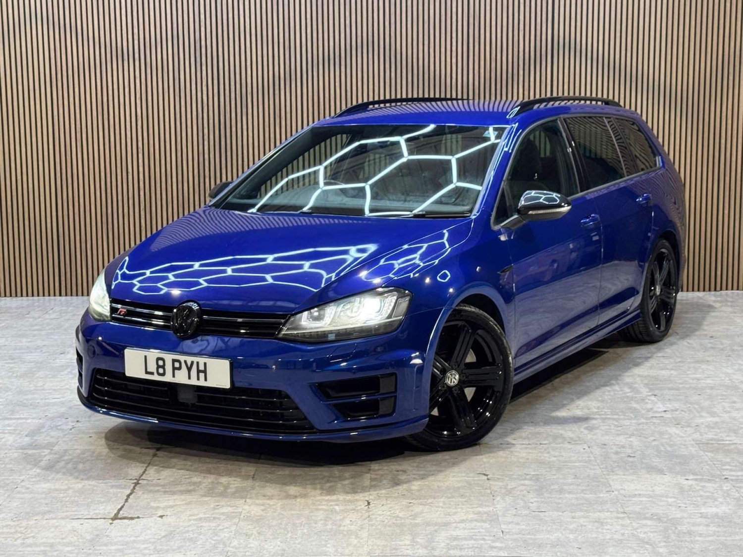 Used Volkswagen Golf 2016 for sale - 77889953: Photo 4