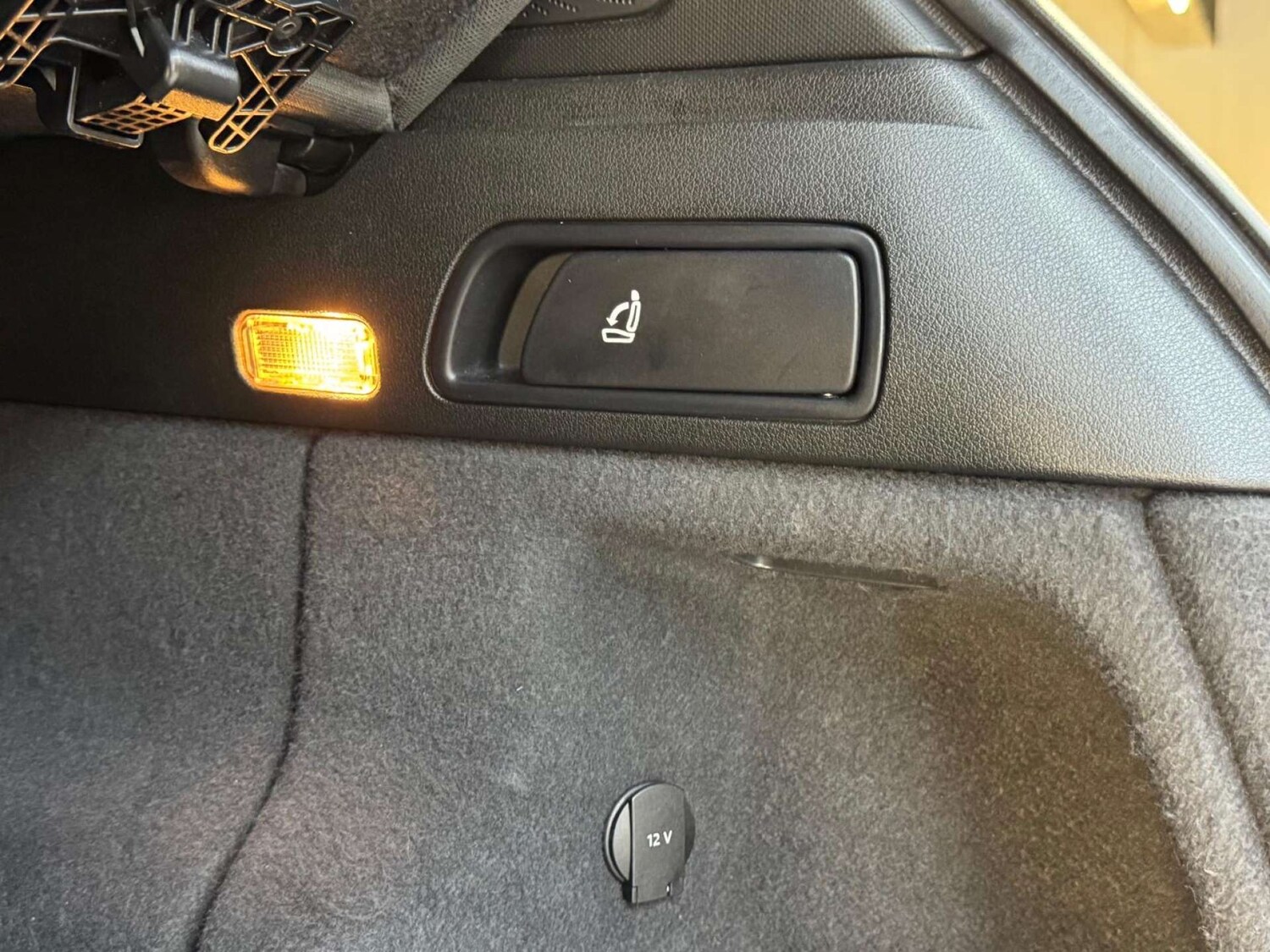 Used Audi Q5 2014 for sale - 77745455: Photo 90