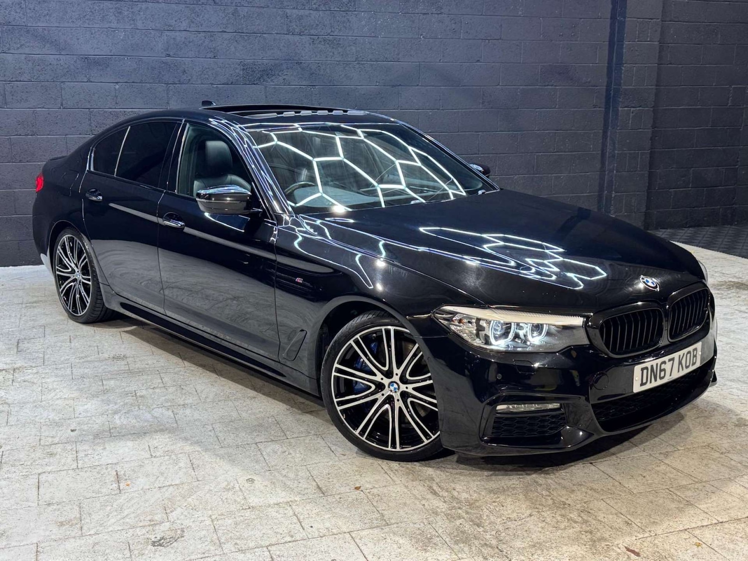 Used BMW 5 Series 2017 for sale - 76481428: Photo 11