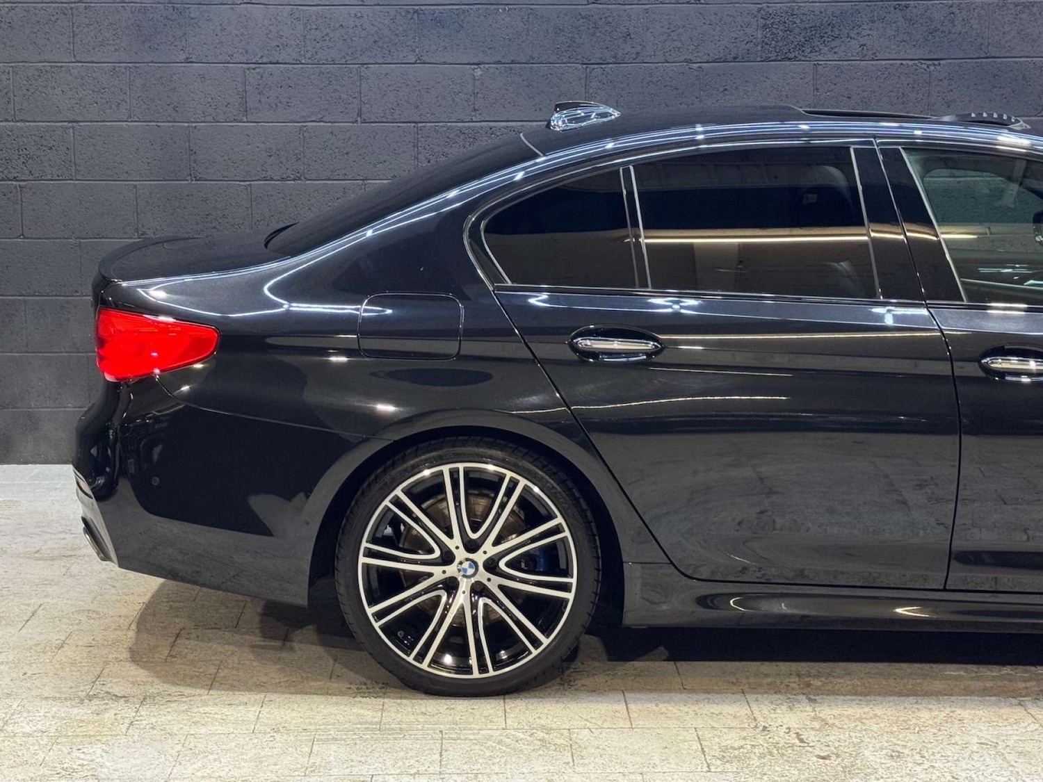 Used BMW 5 Series 2017 for sale - 76481428: Photo 15