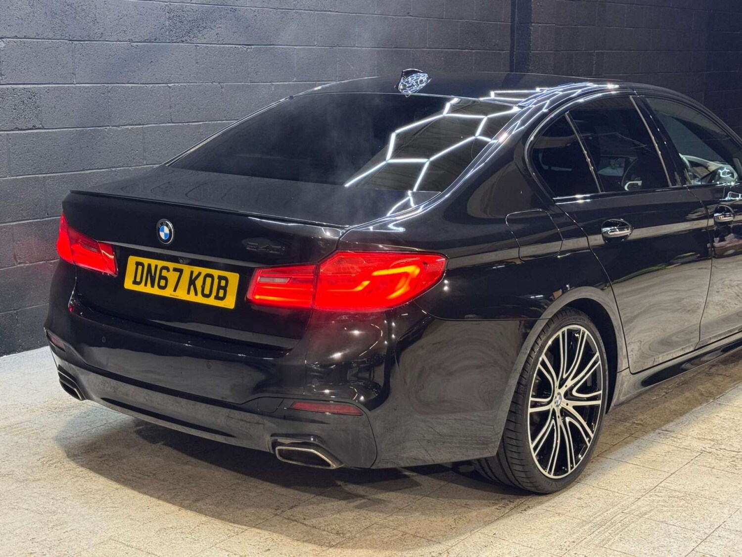 Used BMW 5 Series 2017 for sale - 76481428: Photo 18