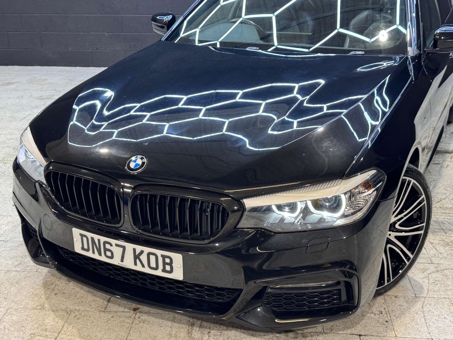 Used BMW 5 Series 2017 for sale - 76481428: Photo 37