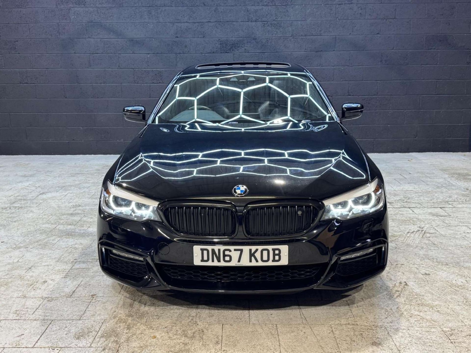 Used BMW 5 Series 2017 for sale - 76481428: Photo 38