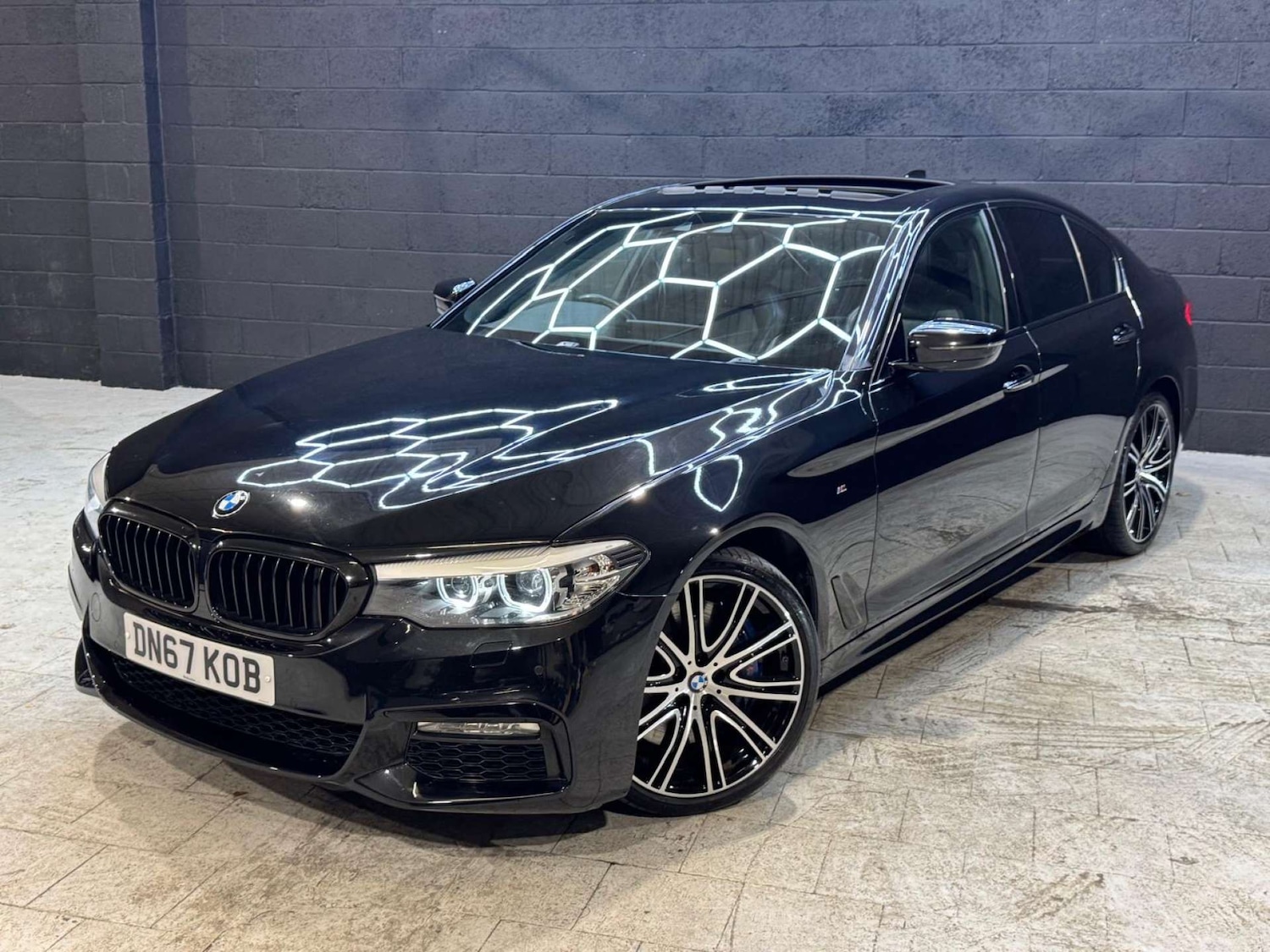 Used BMW 5 Series 2017 for sale - 76481428: Photo 4