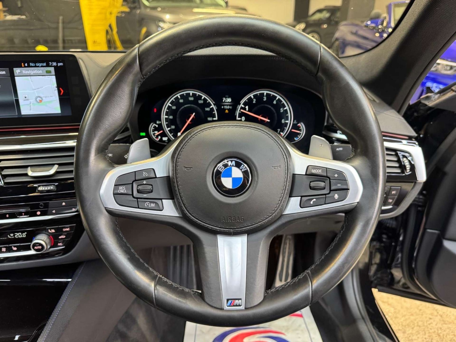 Used BMW 5 Series 2017 for sale - 76481428: Photo 43