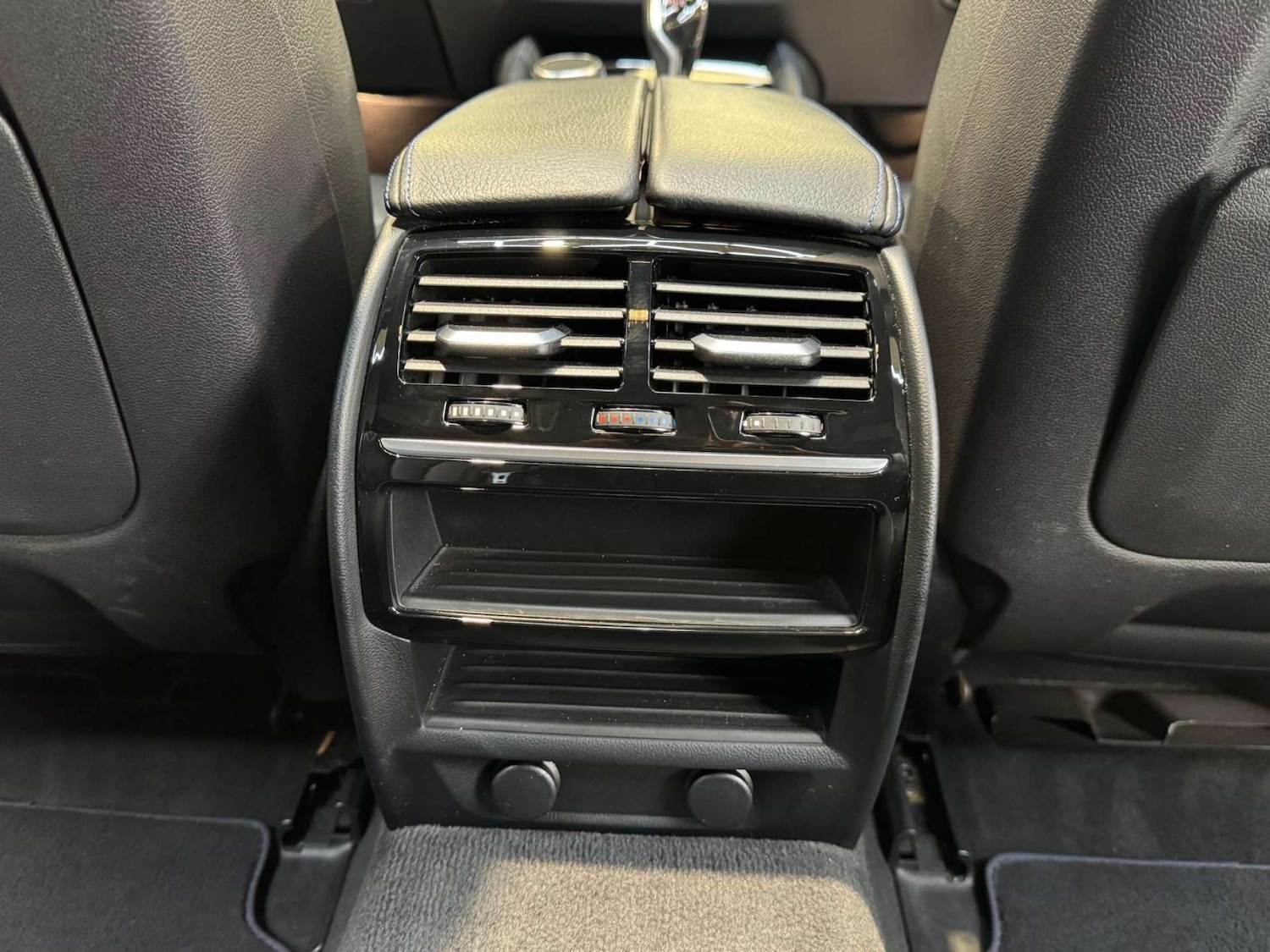 Used BMW 5 Series 2017 for sale - 76481428: Photo 60