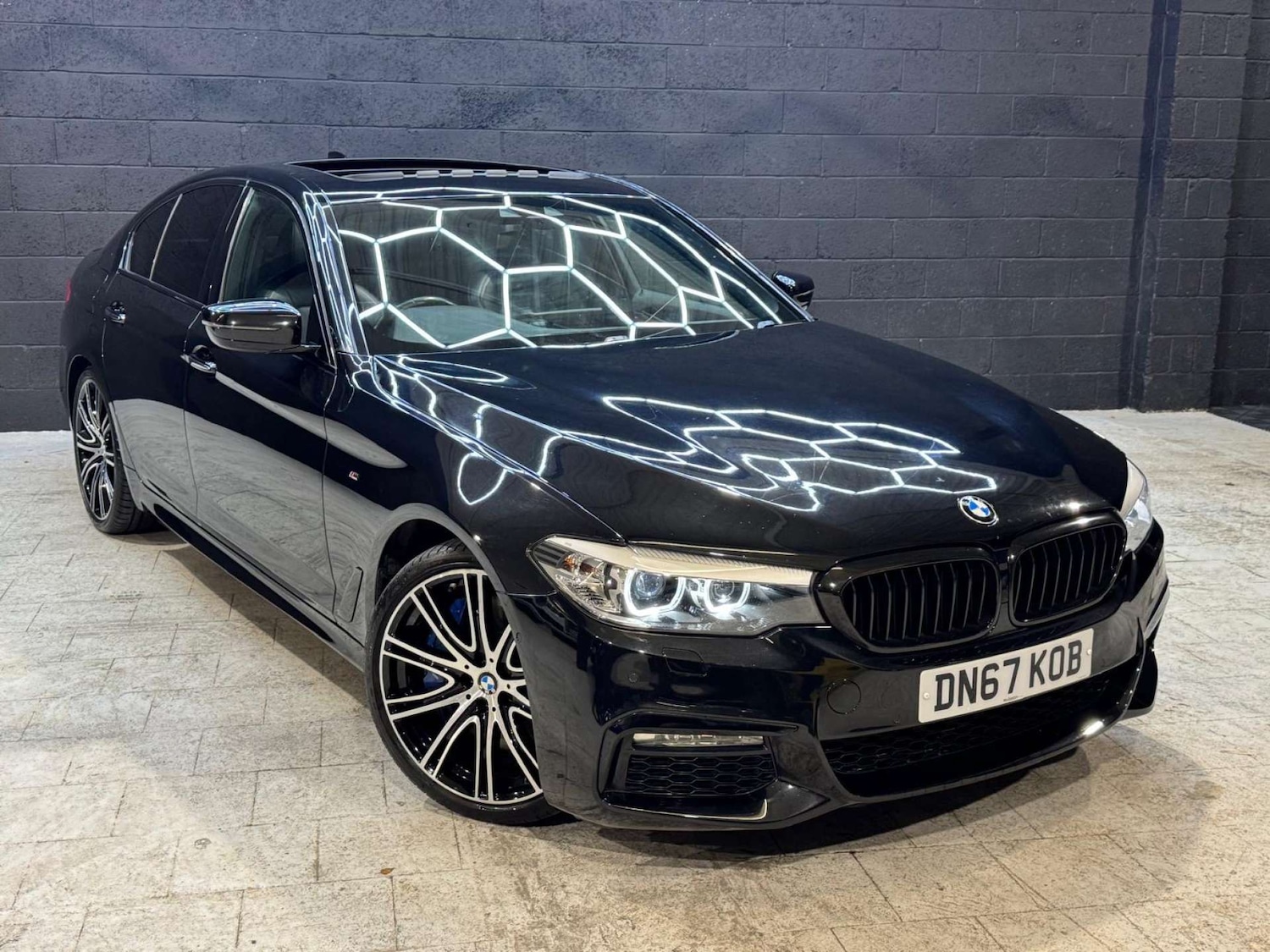 Used BMW 5 Series 2017 for sale - 76481428: Photo 7