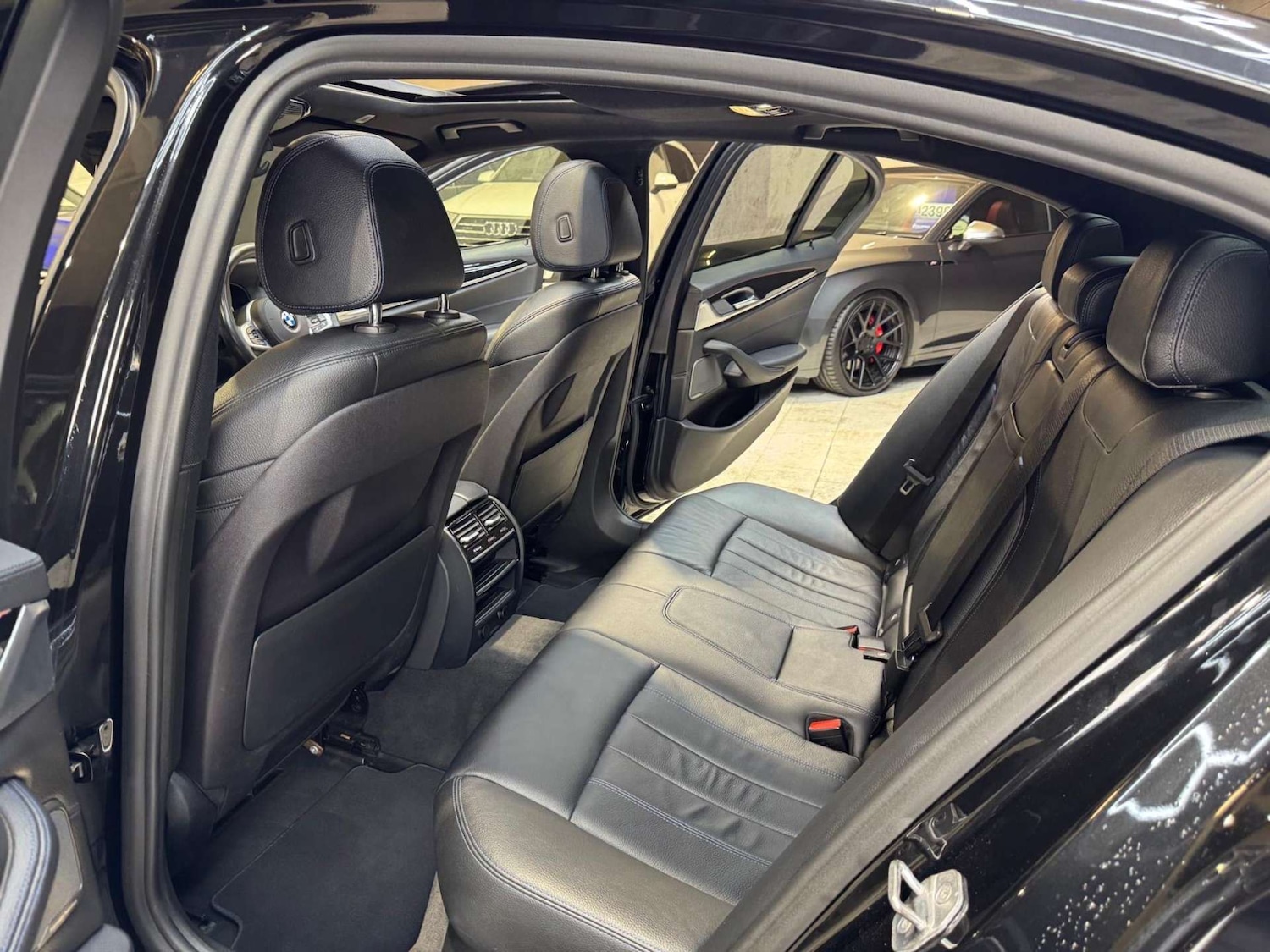 Used BMW 5 Series 2017 for sale - 76481428: Photo 79