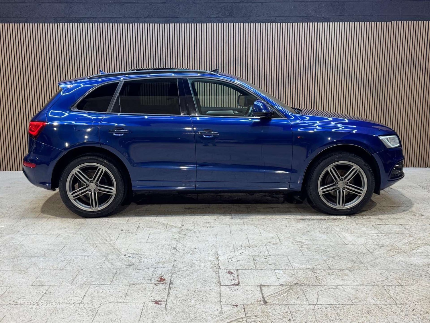 Used Audi Q5 2014 for sale - 77310955: Photo 17
