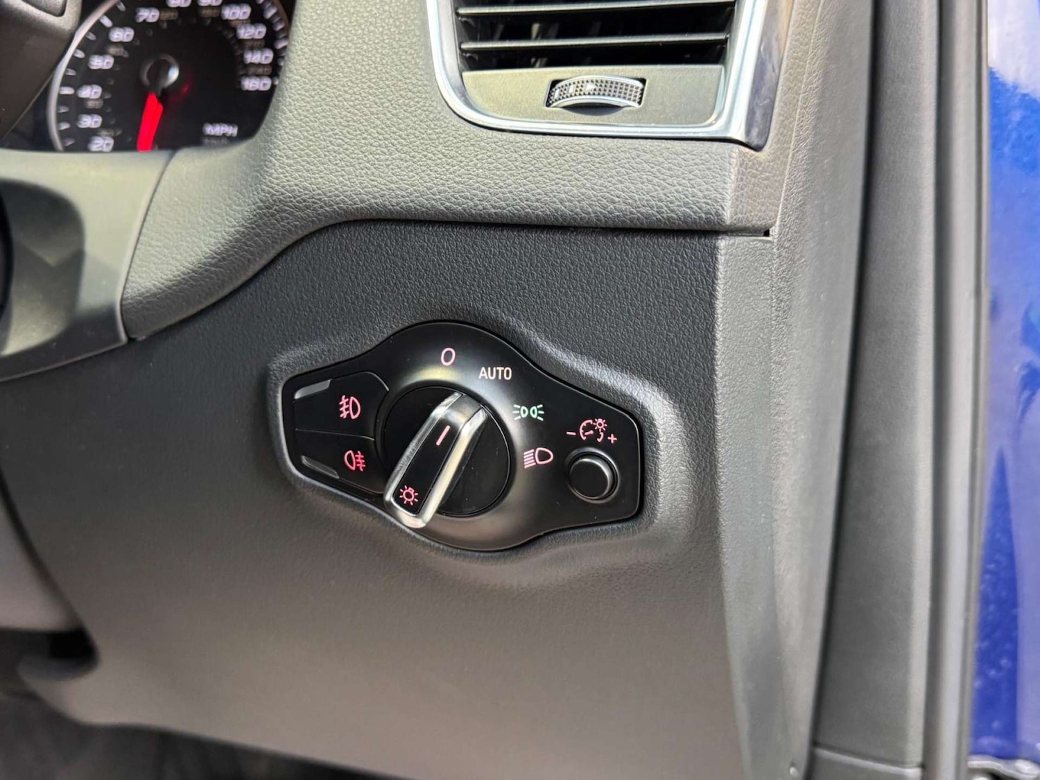 Used Audi Q5 2014 for sale - 77310955: Photo 55