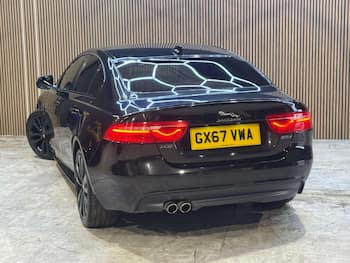 Used Jaguar XE 2017 for sale - 79696054: Photo