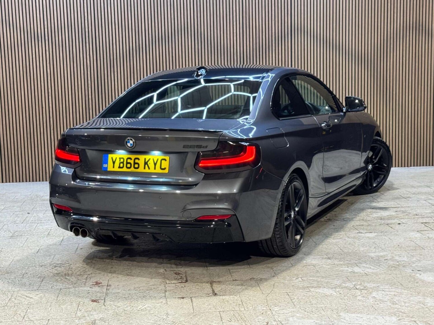 Used BMW 2 Series 2017 for sale - 77355490: Photo 18