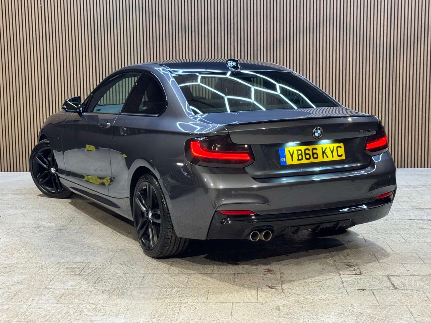 Used BMW 2 Series 2017 for sale - 77355490: Photo 2