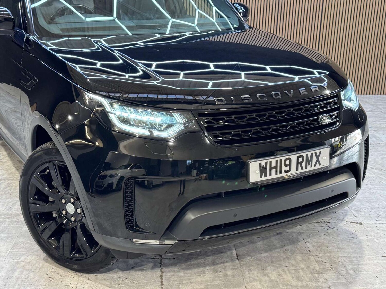 Used Land Rover Discovery 2019 for sale - 77845654: Photo 10