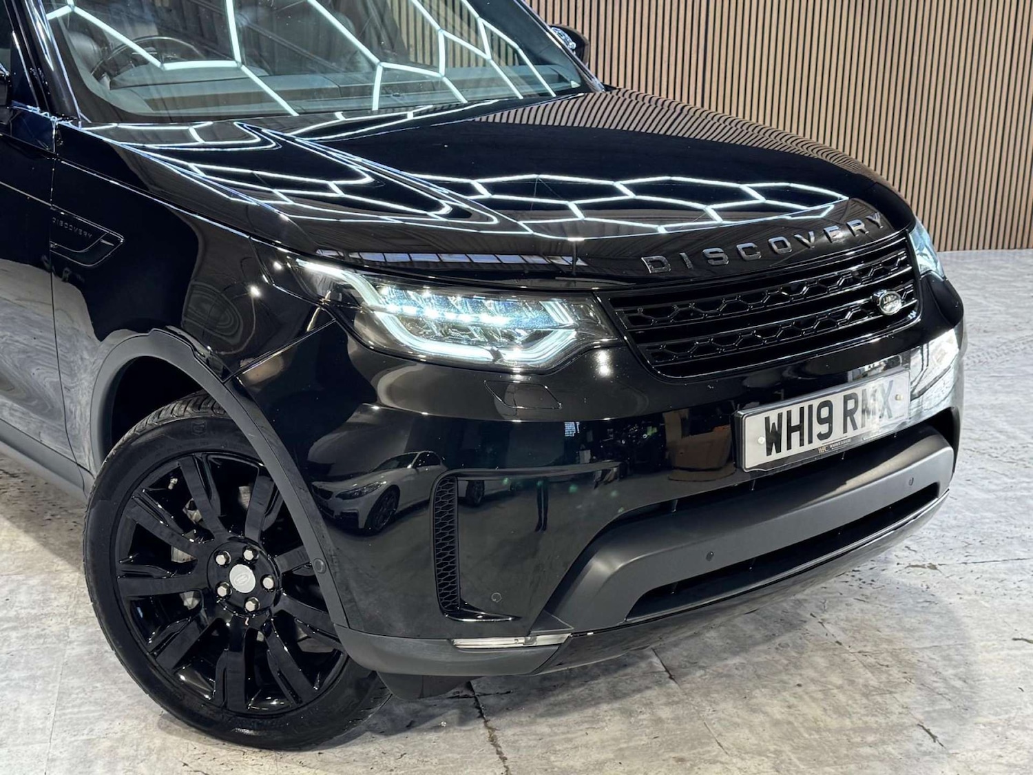 Used Land Rover Discovery 2019 for sale - 77845654: Photo 13