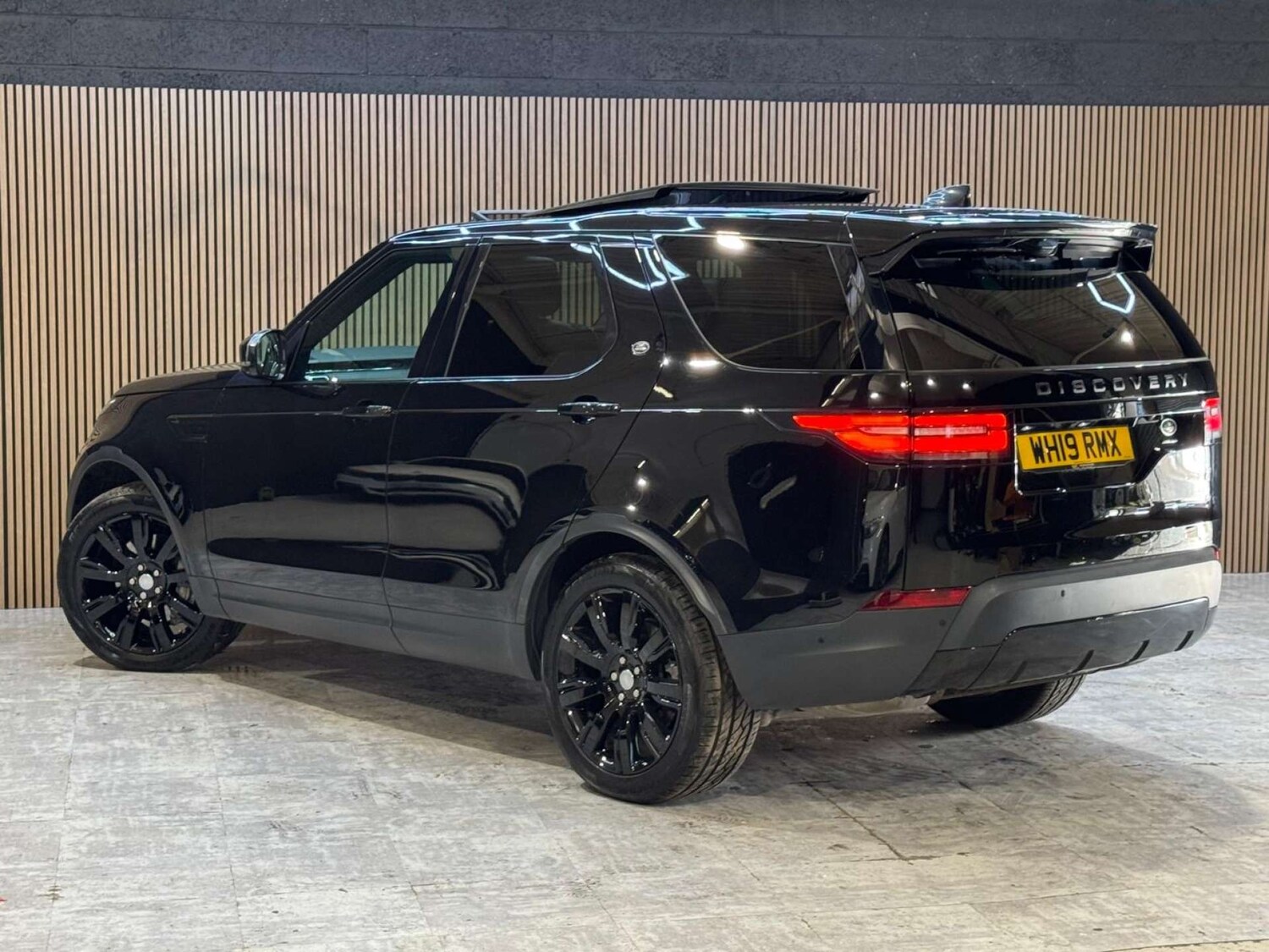 Used Land Rover Discovery 2019 for sale - 77845654: Photo 28