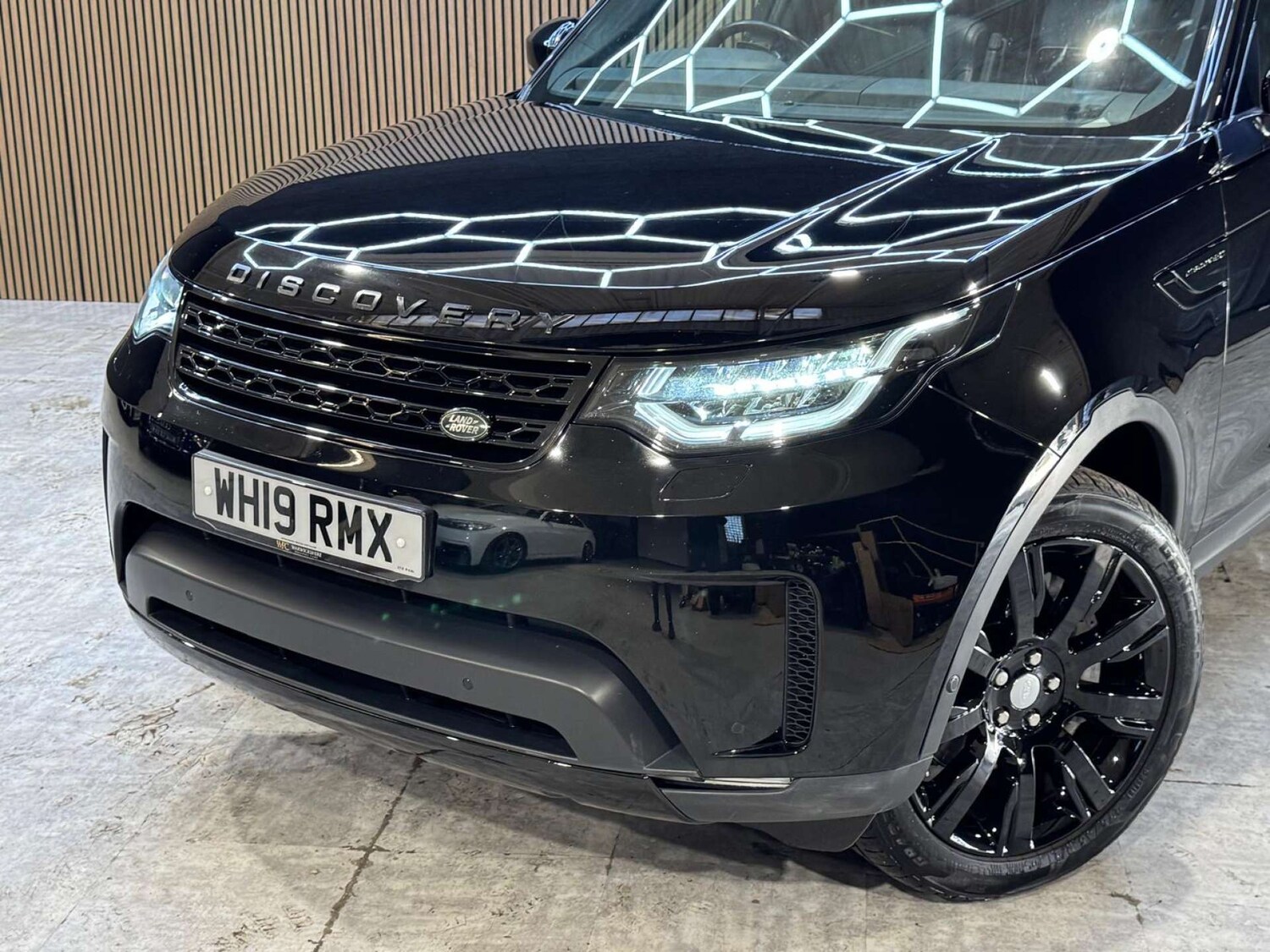 Used Land Rover Discovery 2019 for sale - 77845654: Photo 39
