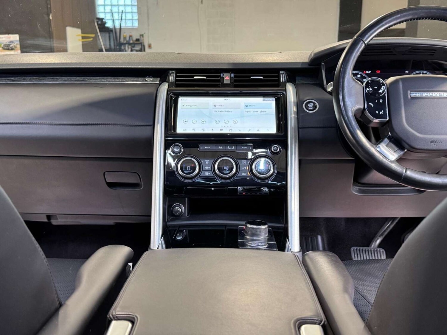Used Land Rover Discovery 2019 for sale - 77845654: Photo 46
