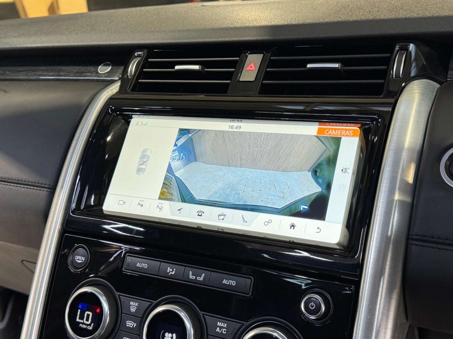 Used Land Rover Discovery 2019 for sale - 77845654: Photo 55