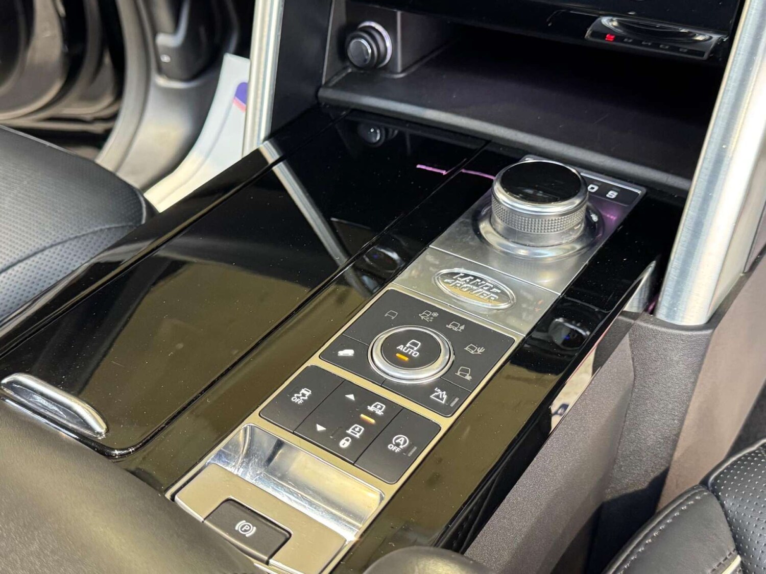 Used Land Rover Discovery 2019 for sale - 77845654: Photo 58