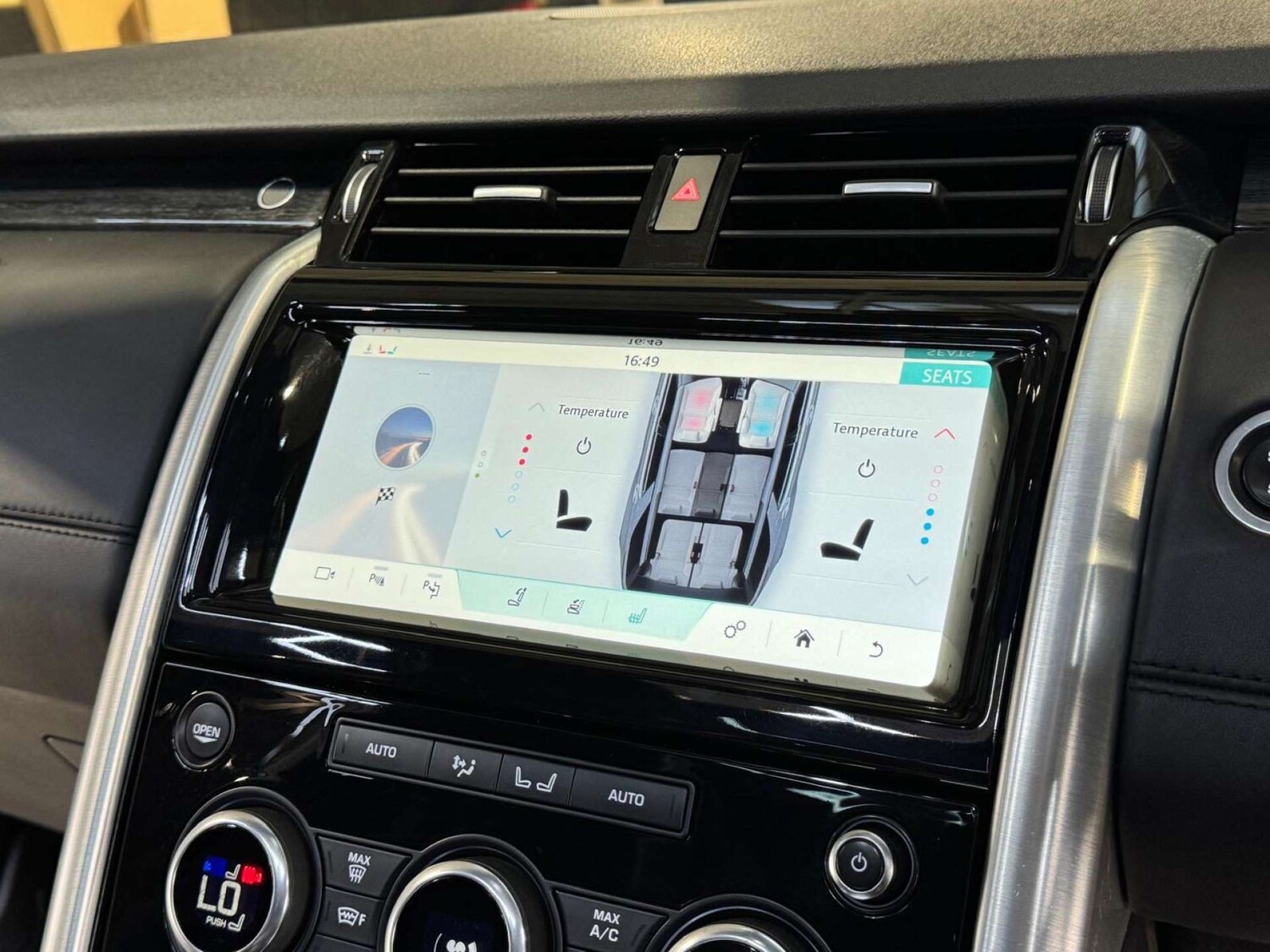 Used Land Rover Discovery 2019 for sale - 77845654: Photo 60