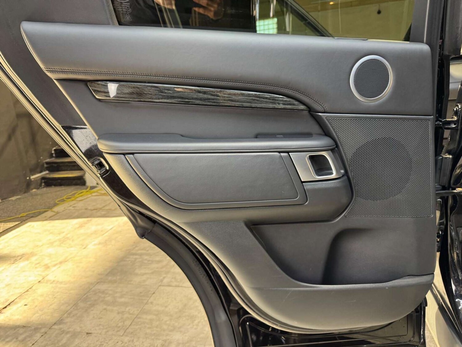 Used Land Rover Discovery 2019 for sale - 77845654: Photo 82