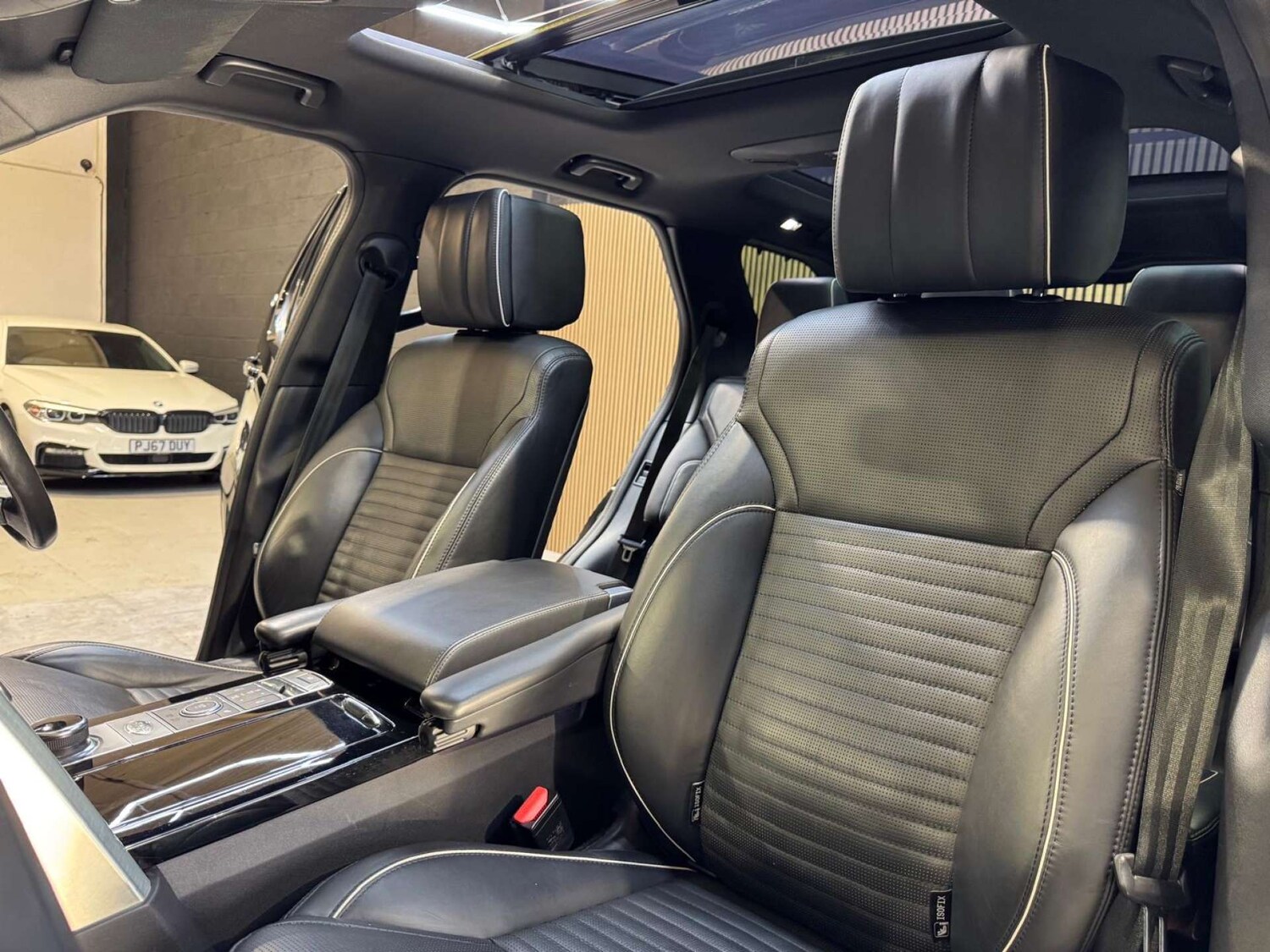 Used Land Rover Discovery 2019 for sale - 77845654: Photo 89