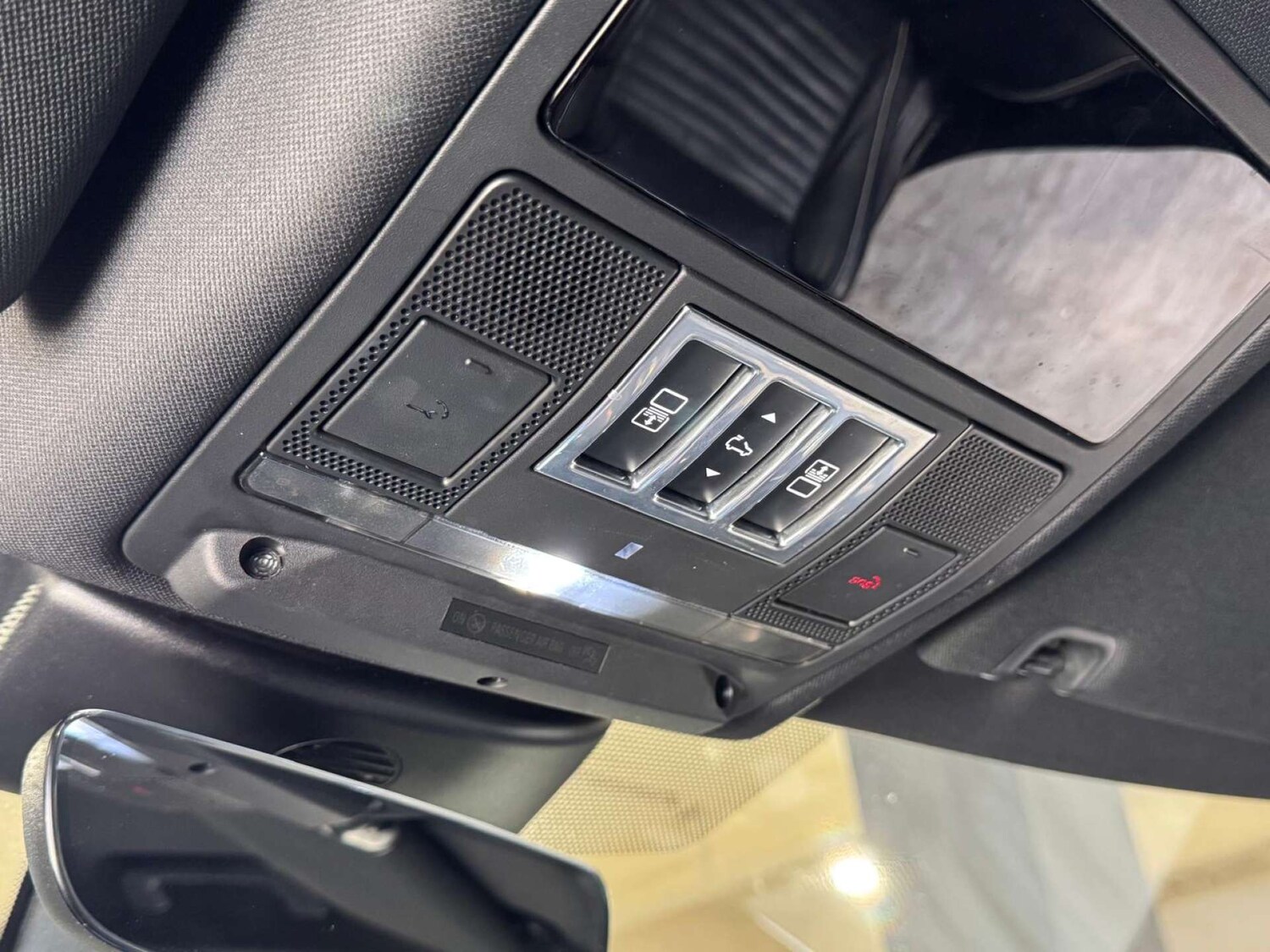 Used Land Rover Discovery 2019 for sale - 77845654: Photo 93