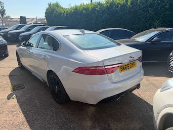 Used Jaguar XF 2015 for sale - 79142677: Photo
