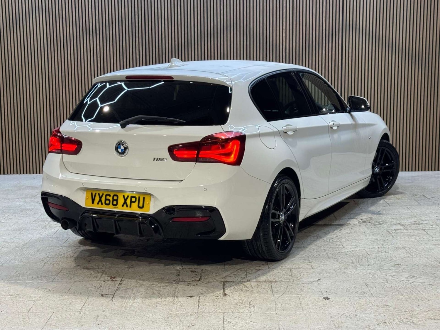 Used BMW 1 Series 2018 for sale - 77187771: Photo 2
