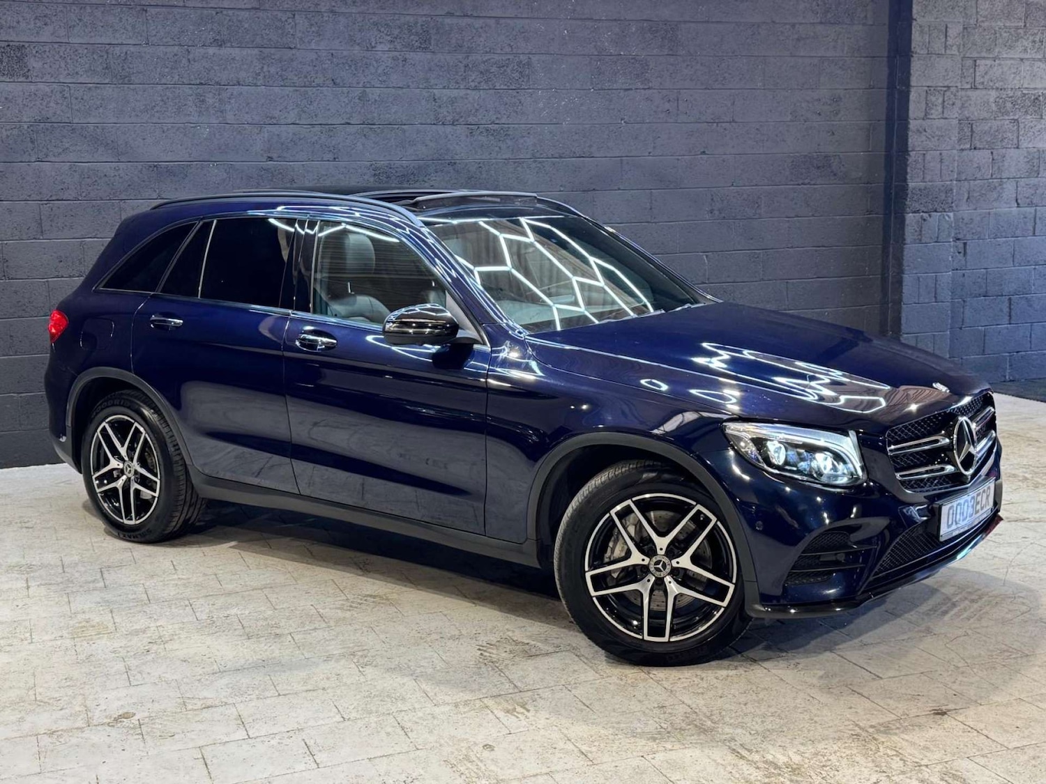 Used Mercedes-Benz GLC 2015 for sale - 76397227: Photo 12