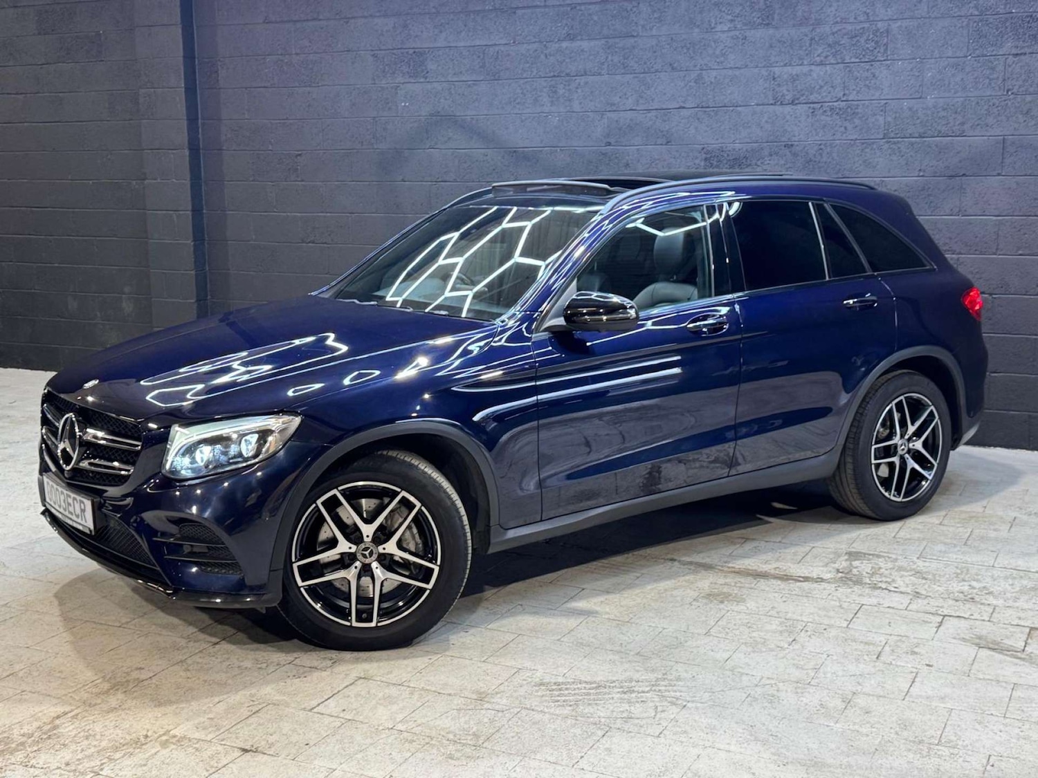 Used Mercedes-Benz GLC 2015 for sale - 76397227: Photo 35