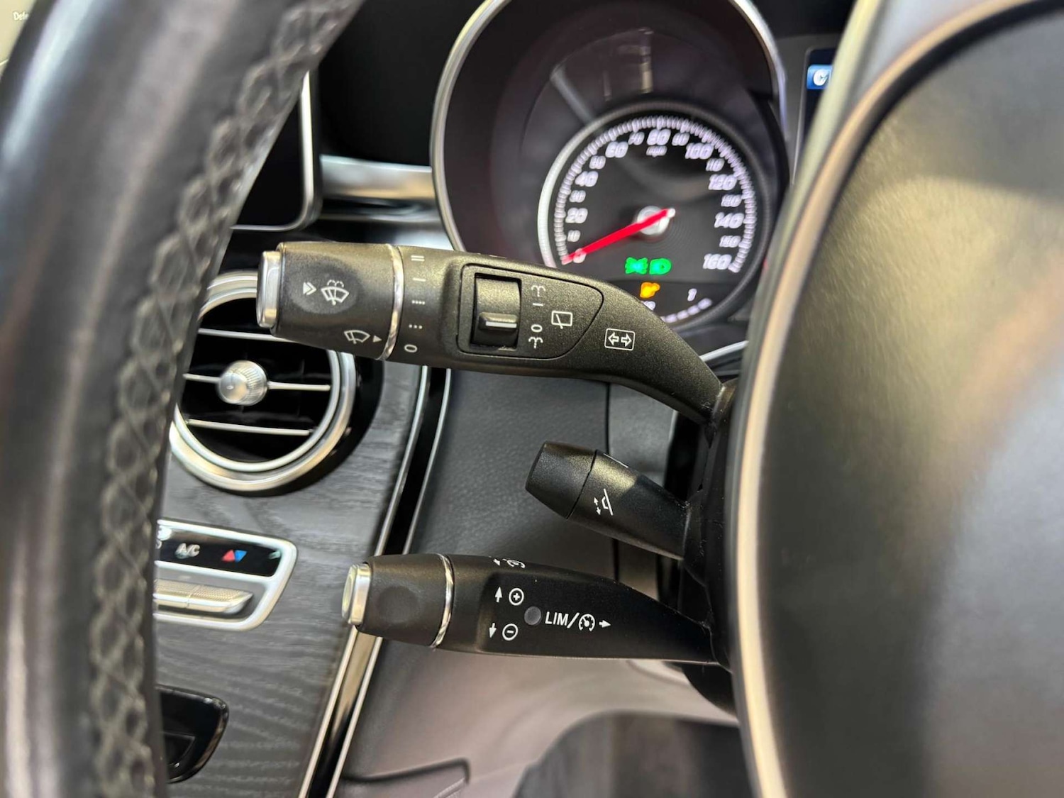 Used Mercedes-Benz GLC 2015 for sale - 76397227: Photo 46