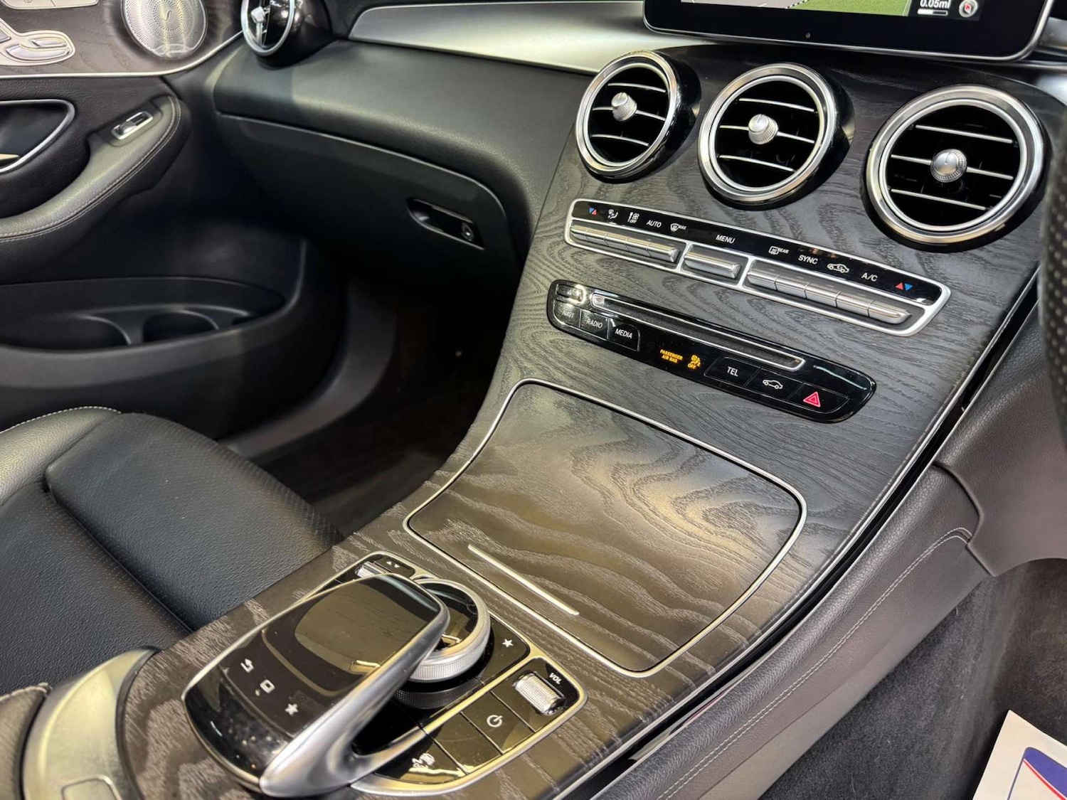 Used Mercedes-Benz GLC 2015 for sale - 76397227: Photo 49