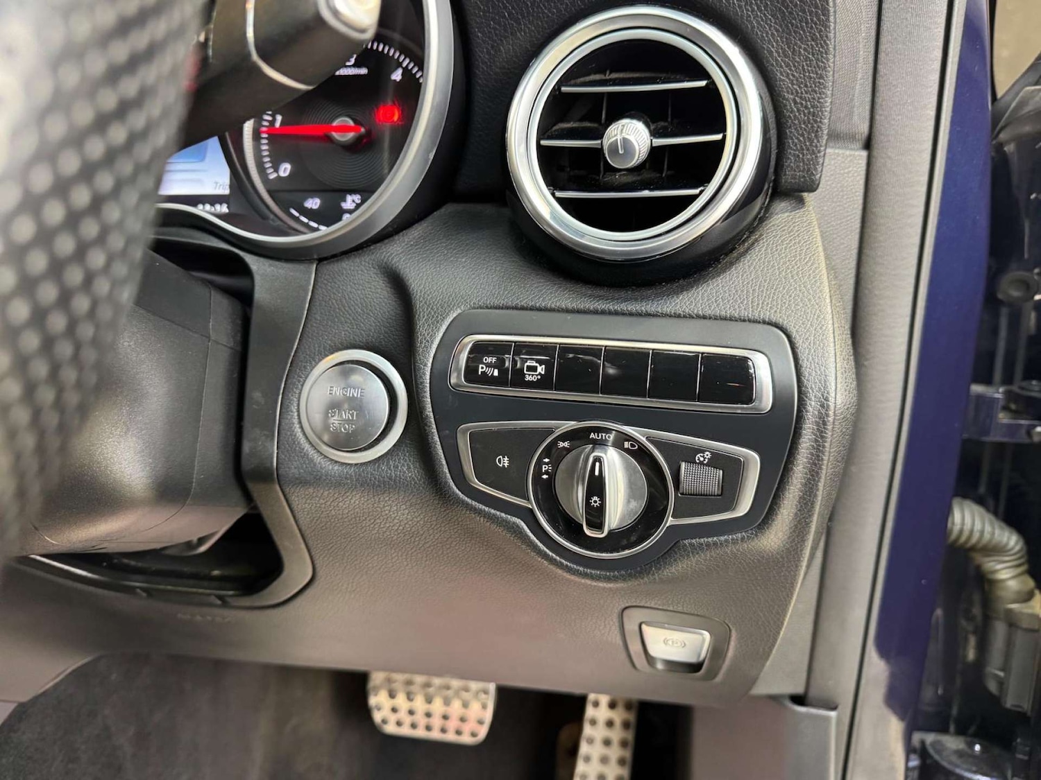 Used Mercedes-Benz GLC 2015 for sale - 76397227: Photo 52