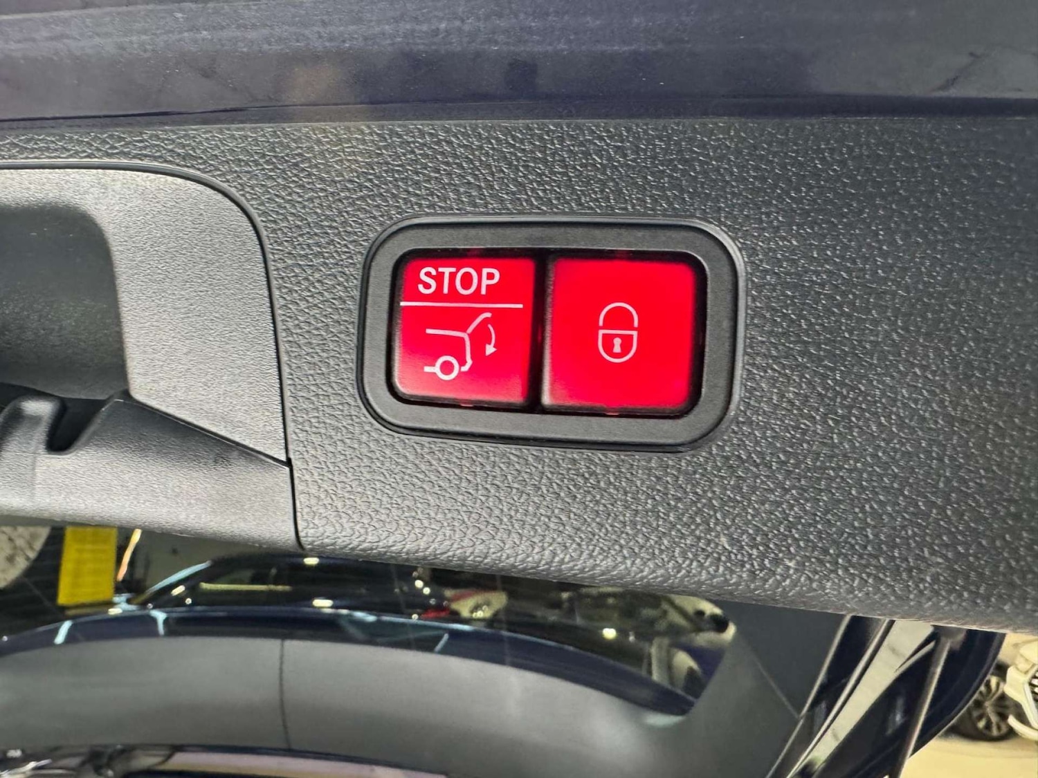 Used Mercedes-Benz GLC 2015 for sale - 76397227: Photo 67