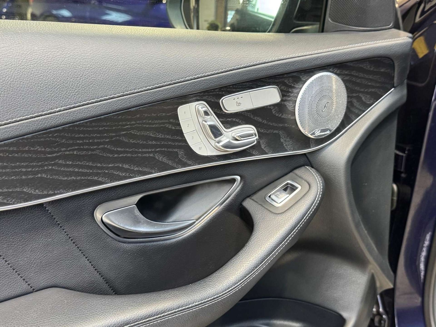 Used Mercedes-Benz GLC 2015 for sale - 76397227: Photo 74