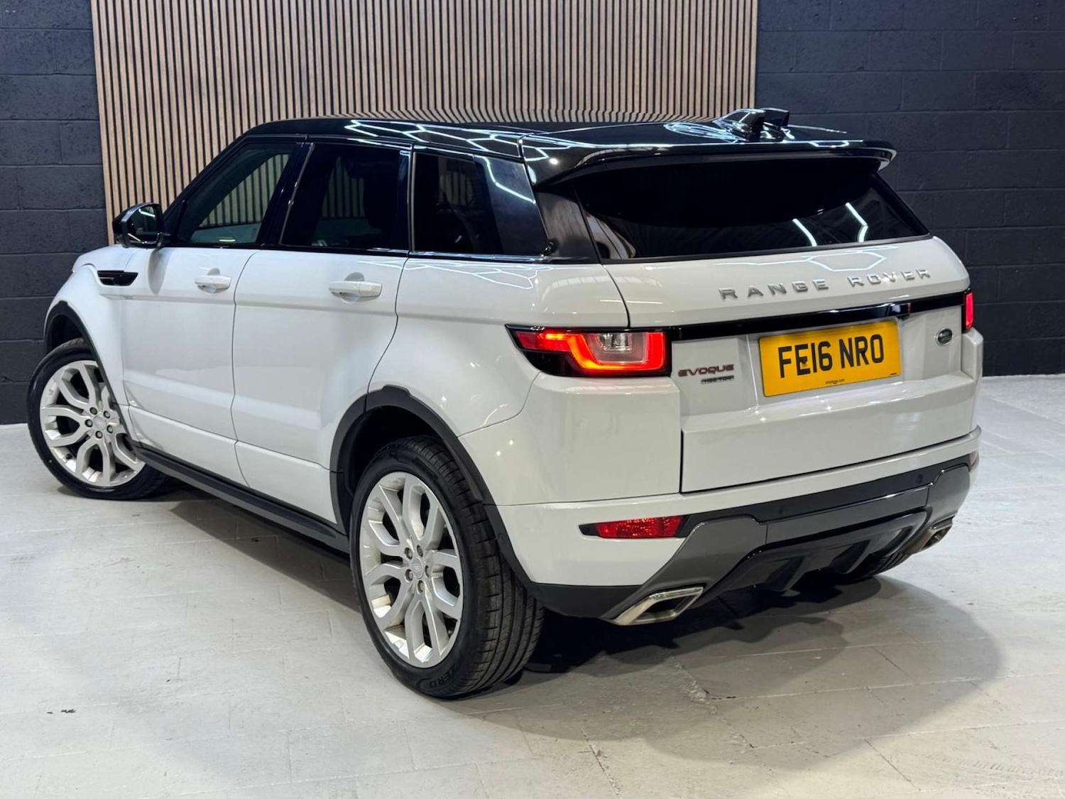 Used Land Rover Range Rover Evoque 2016 for sale - 76719545: Photo 13