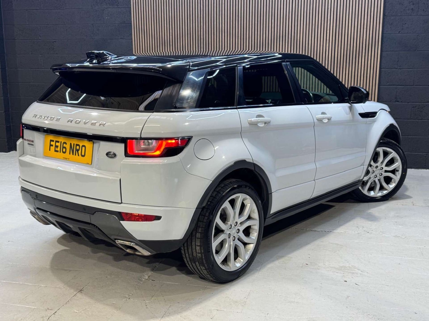 Used Land Rover Range Rover Evoque 2016 for sale - 76719545: Photo 14