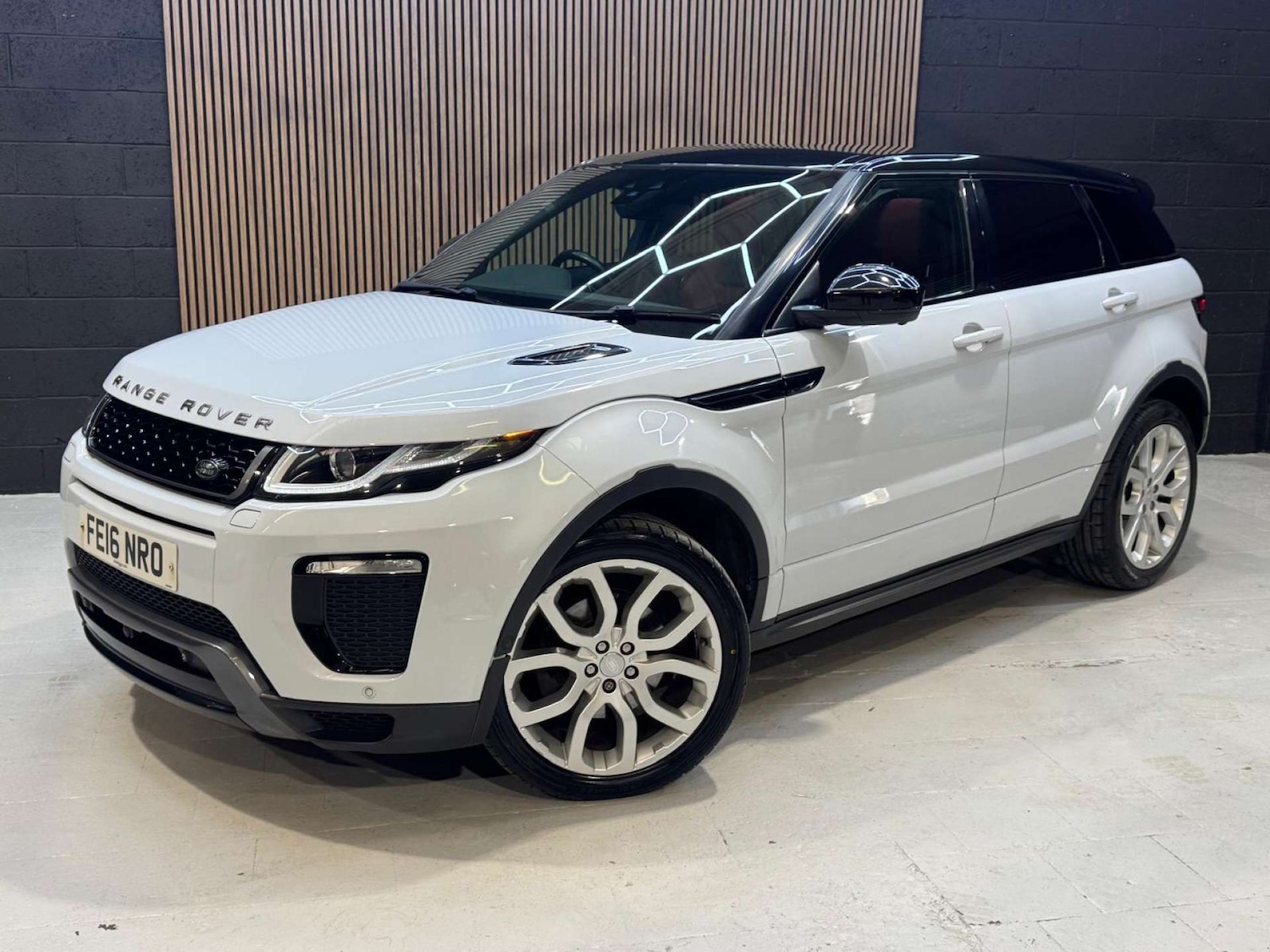 Used Land Rover Range Rover Evoque 2016 for sale - 76719545: Photo 15