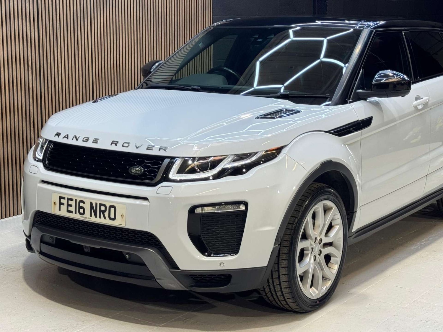 Used Land Rover Range Rover Evoque 2016 for sale - 76719545: Photo 16